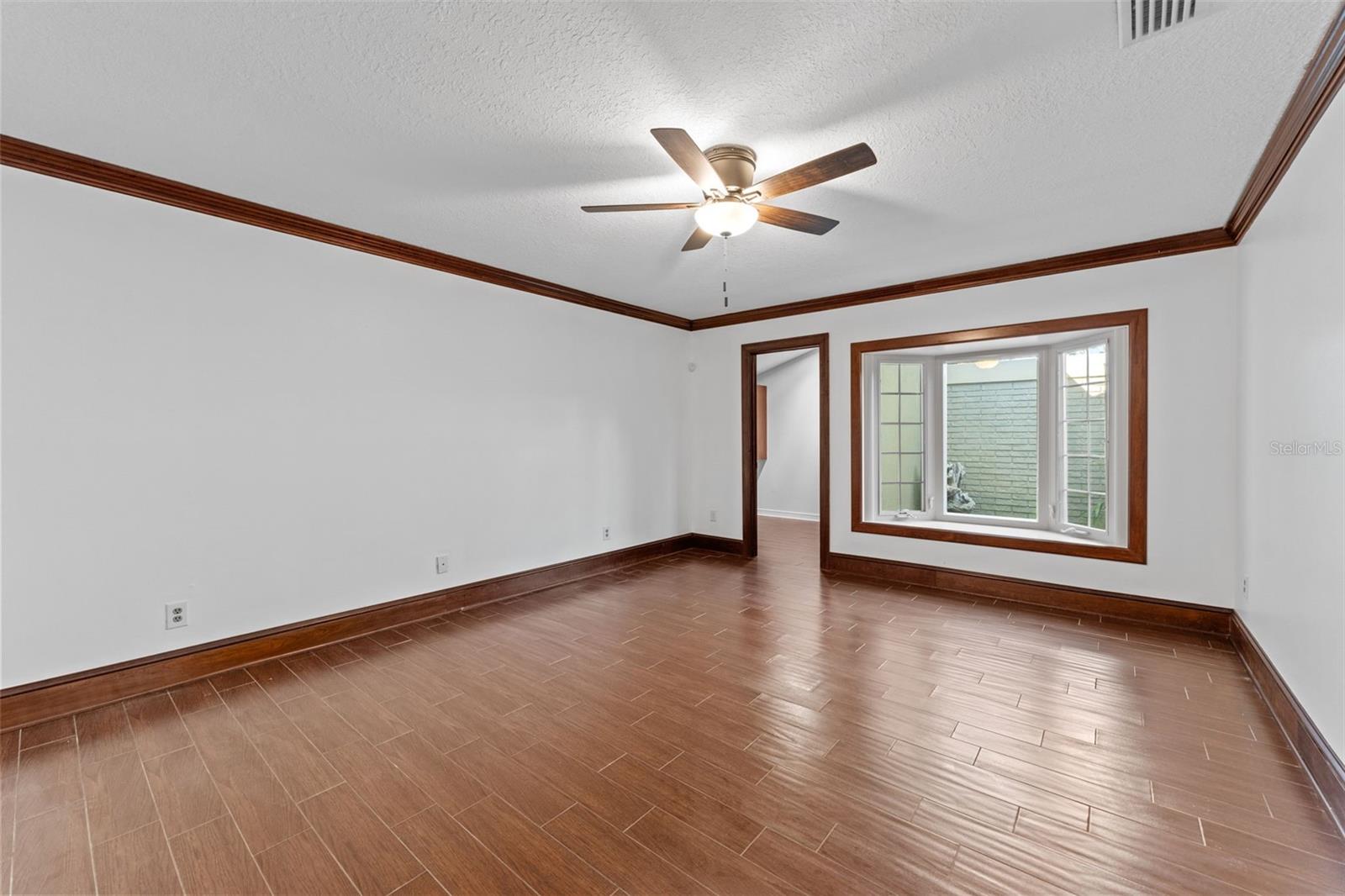 Image 10 of 60 For 5819 Dory Way