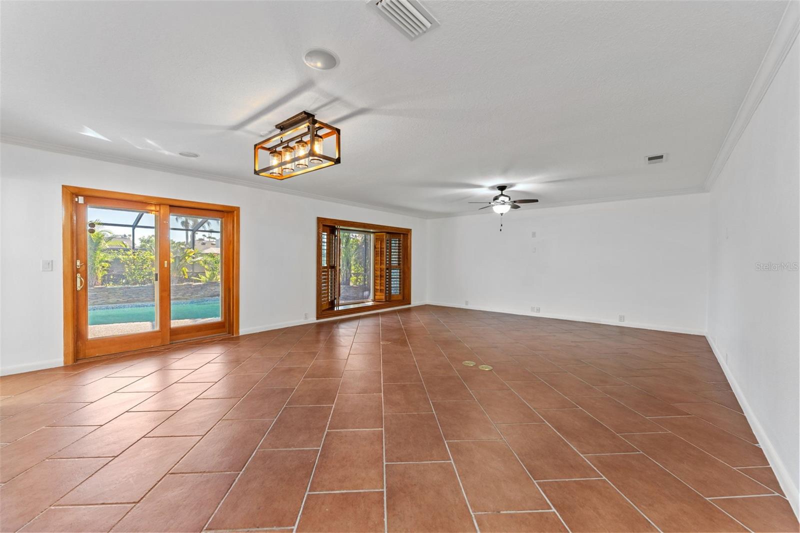 Image 18 of 60 For 5819 Dory Way