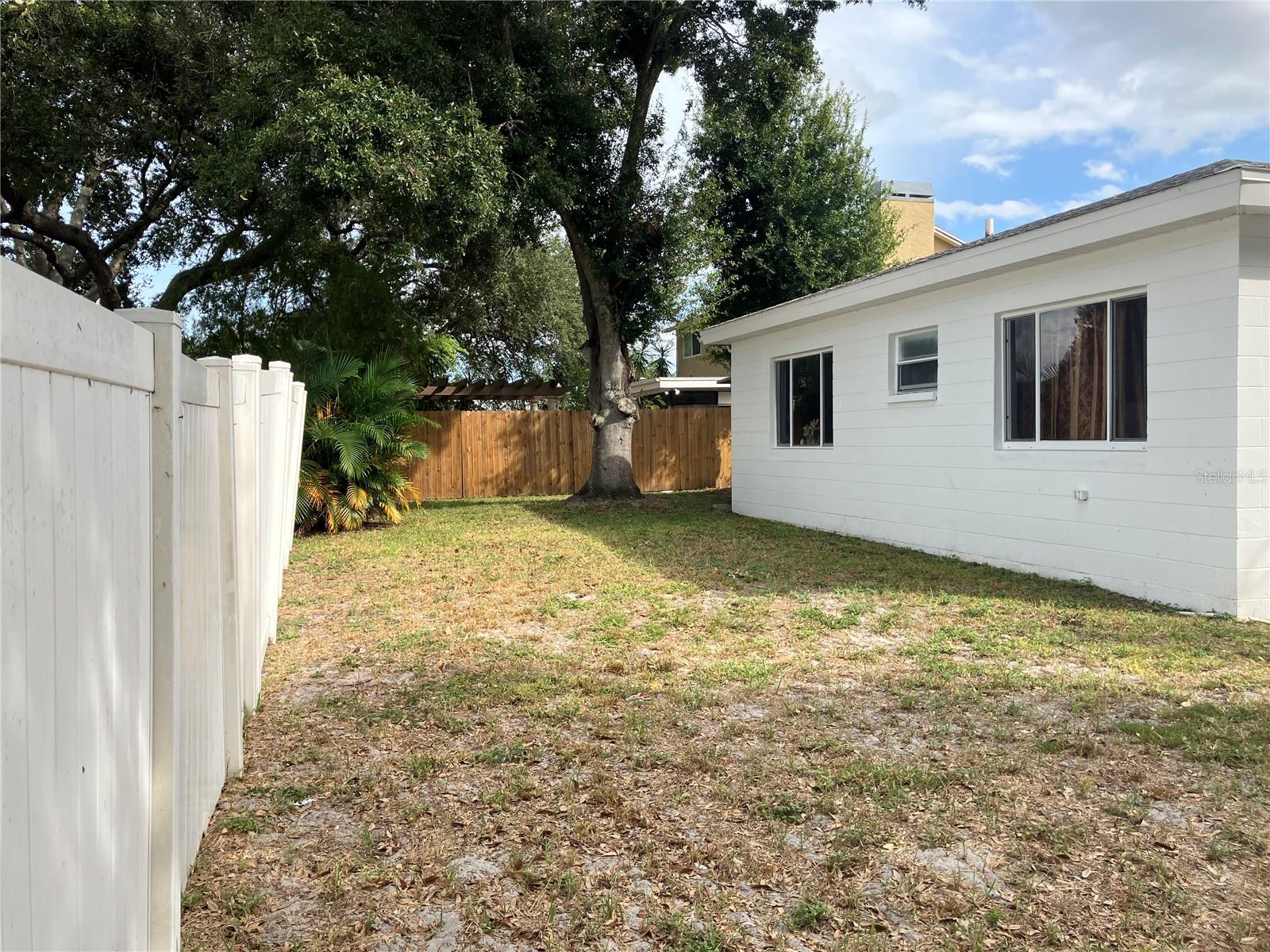 Image 28 of 29 For 6293 102nd Terrace N