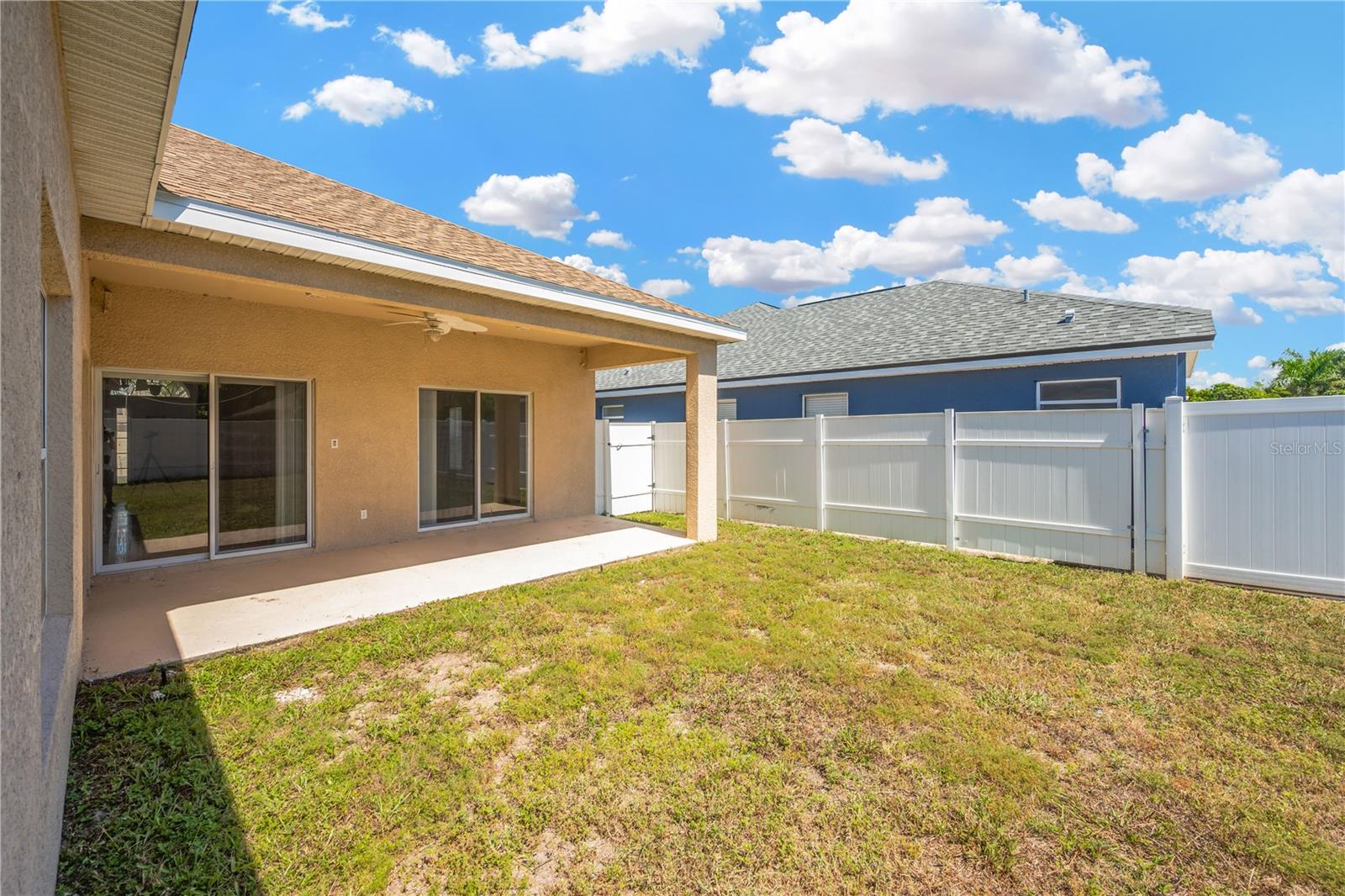 Image 32 of 39 For 1833 Mira Lago Circle