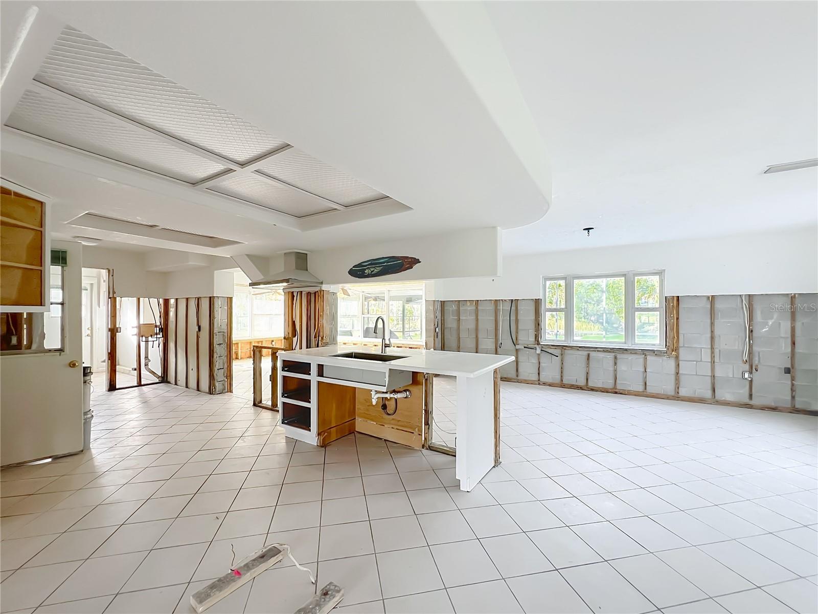 Image 13 of 63 For 2176 Watersedge Drive