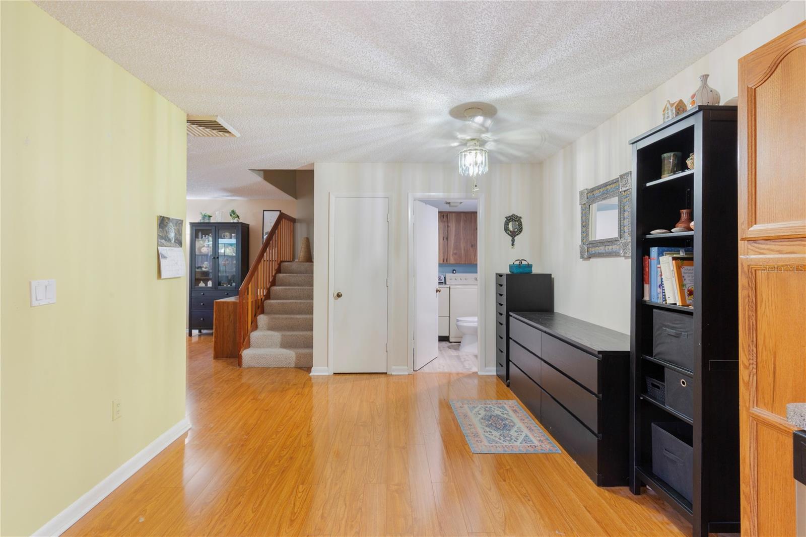 Image 11 of 42 For 2701 3rd Court