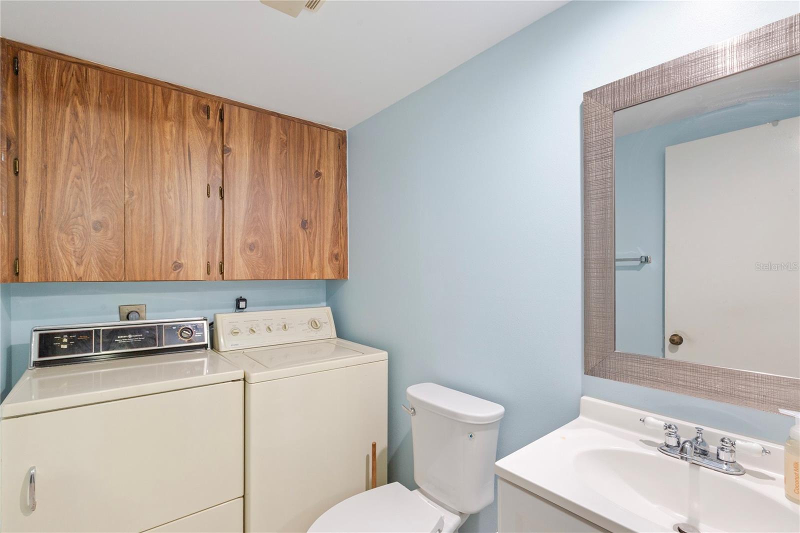 Image 12 of 42 For 2701 3rd Court