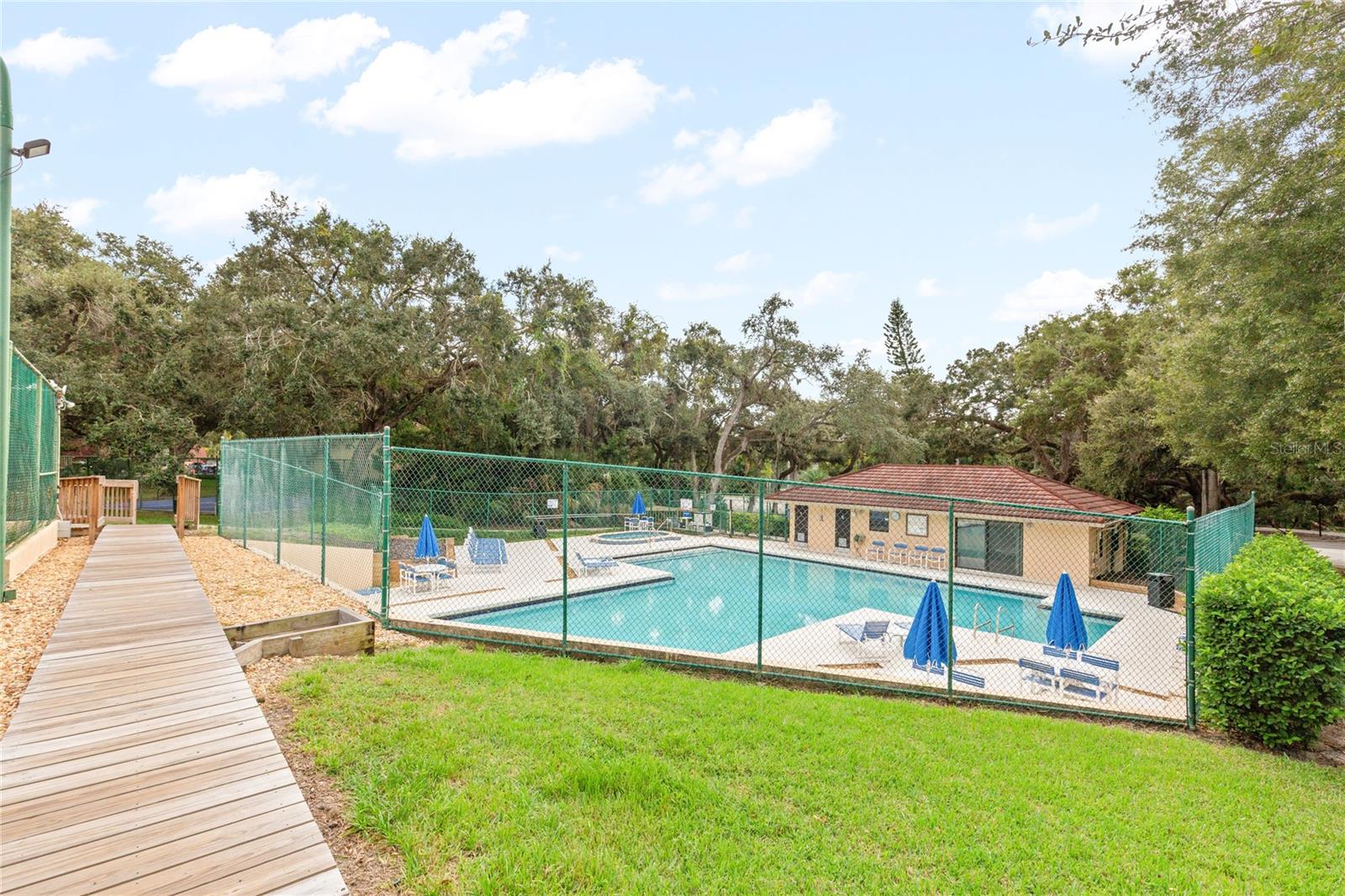 Image 31 of 42 For 2701 3rd Court