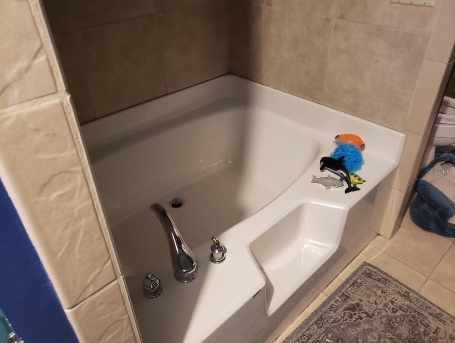 Image 15 of 33 For 2922 Rustwood Lane