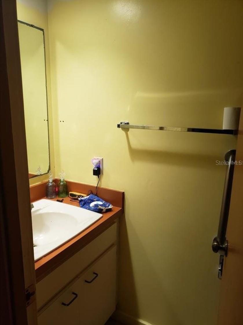 Image 17 of 33 For 2922 Rustwood Lane