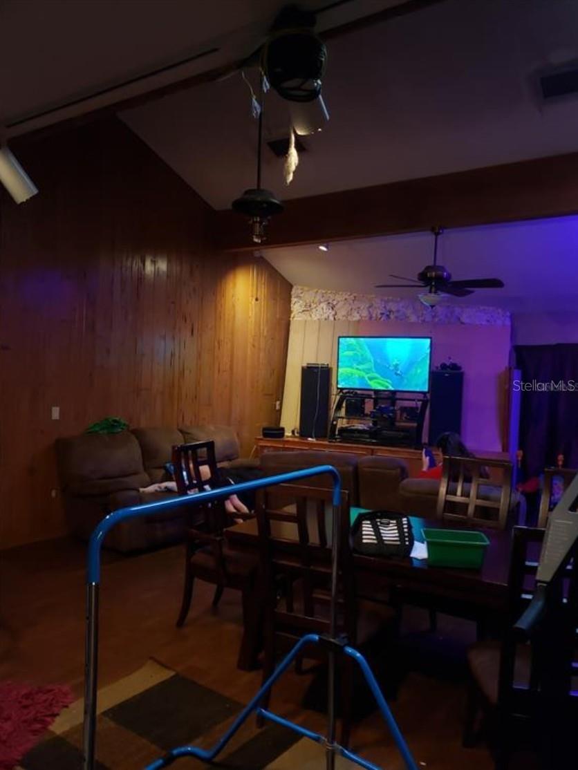 Image 8 of 33 For 2922 Rustwood Lane