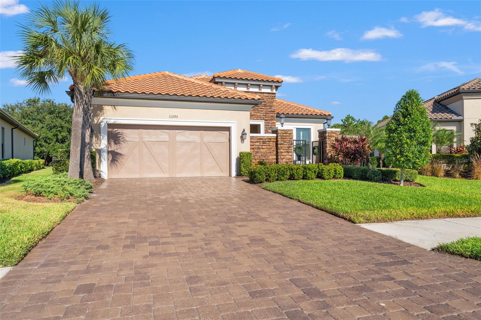 Details for 11295 Juglans Drive, ODESSA, FL 33556