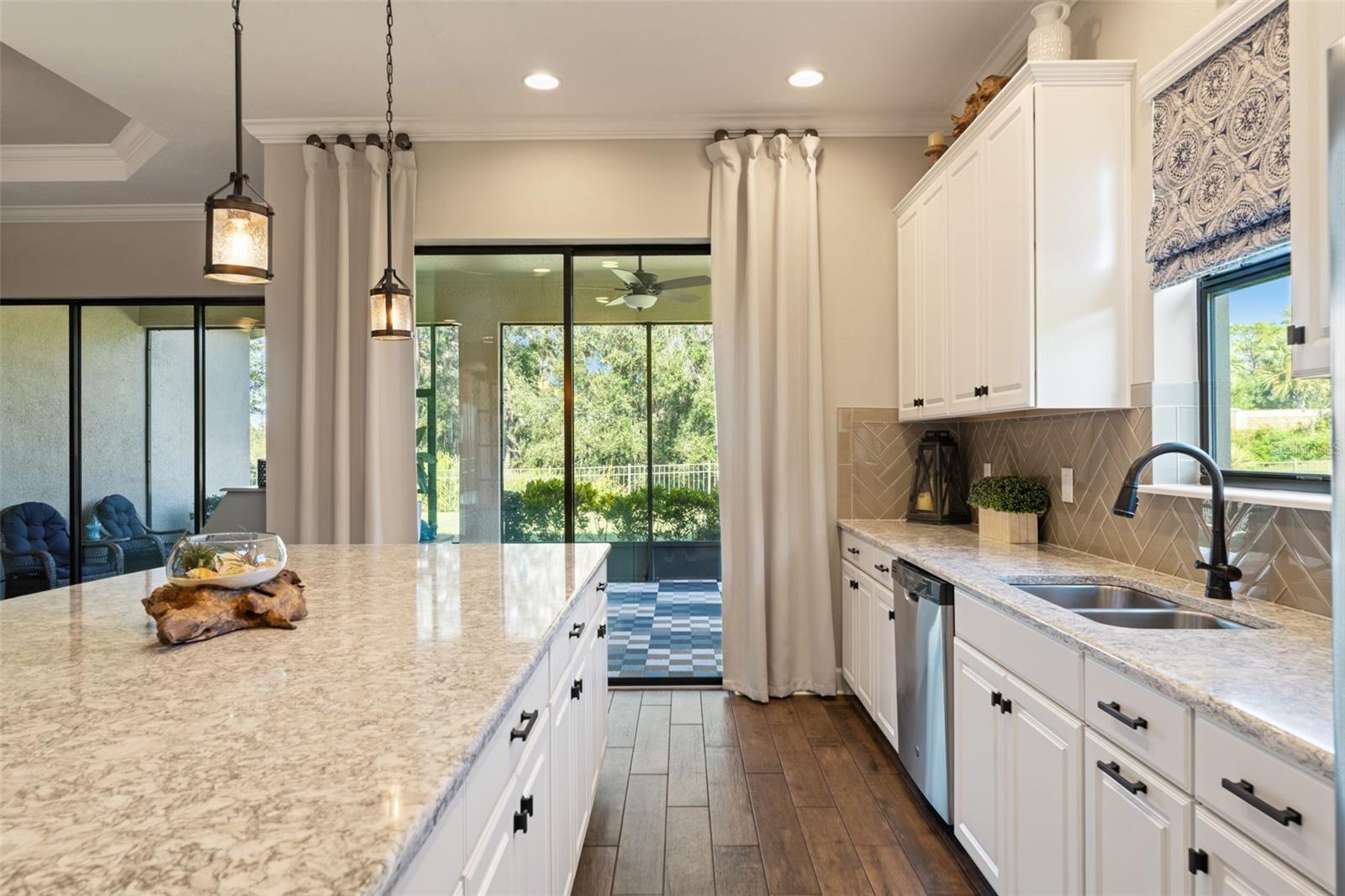 Listing photo id 29 for 11295 Juglans Drive