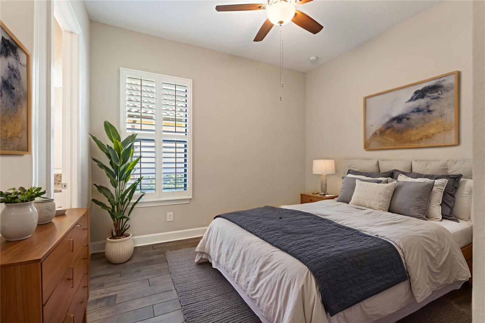 Listing photo id 47 for 11295 Juglans Drive
