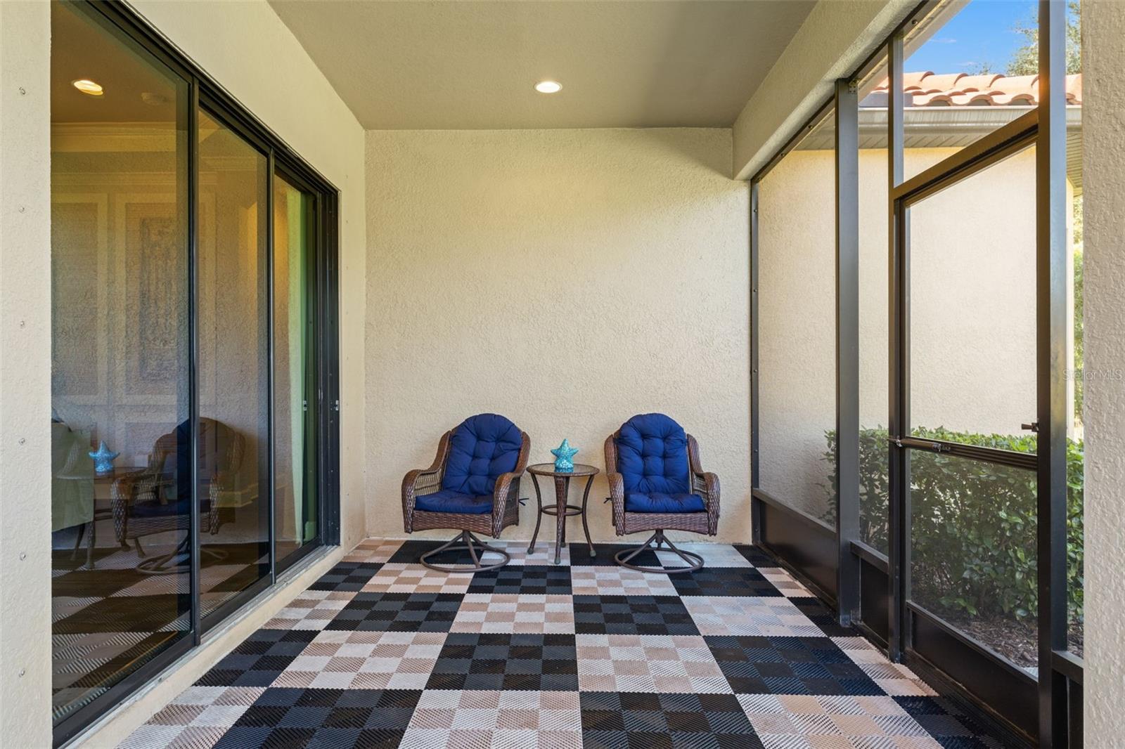 Listing photo id 53 for 11295 Juglans Drive