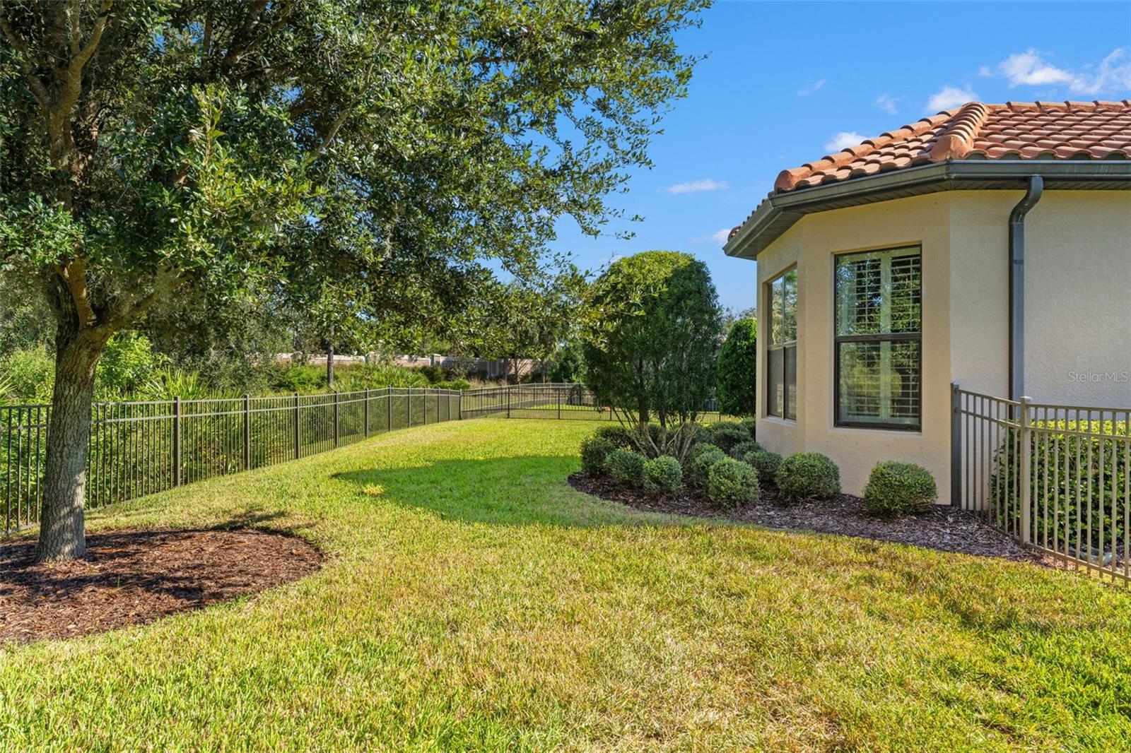 Listing photo id 57 for 11295 Juglans Drive