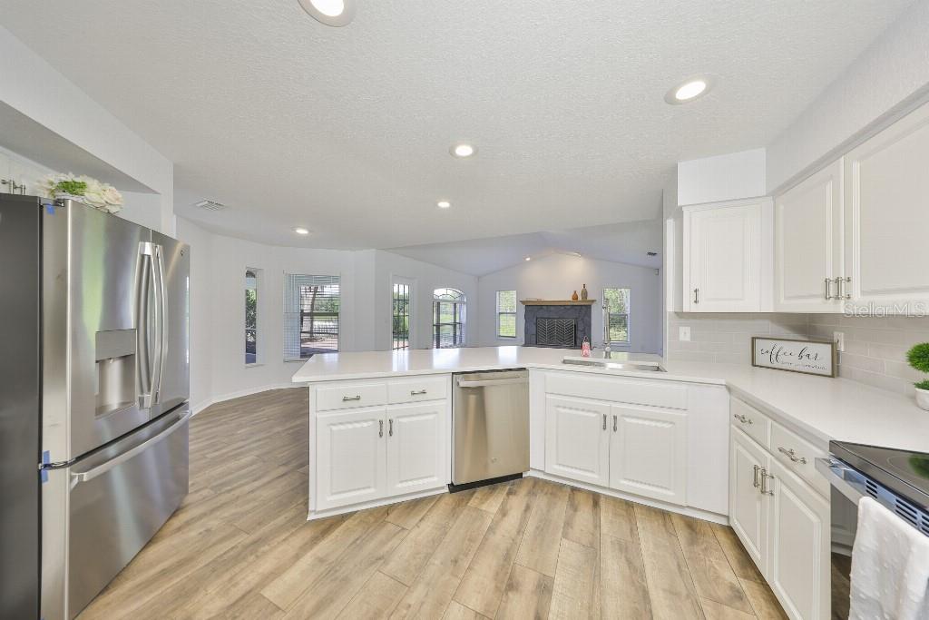 Image 25 of 44 For 1827 Kinsman Way