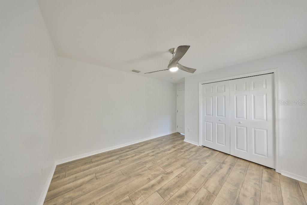 Image 31 of 44 For 1827 Kinsman Way