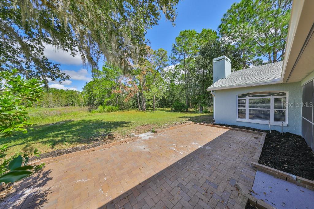 Image 33 of 44 For 1827 Kinsman Way