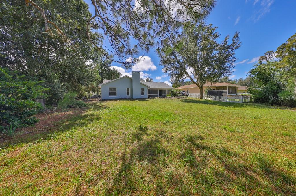 Image 36 of 44 For 1827 Kinsman Way