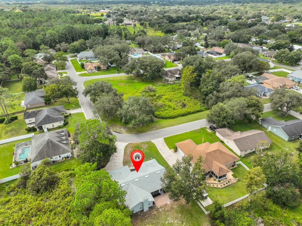 Image 42 of 44 For 1827 Kinsman Way