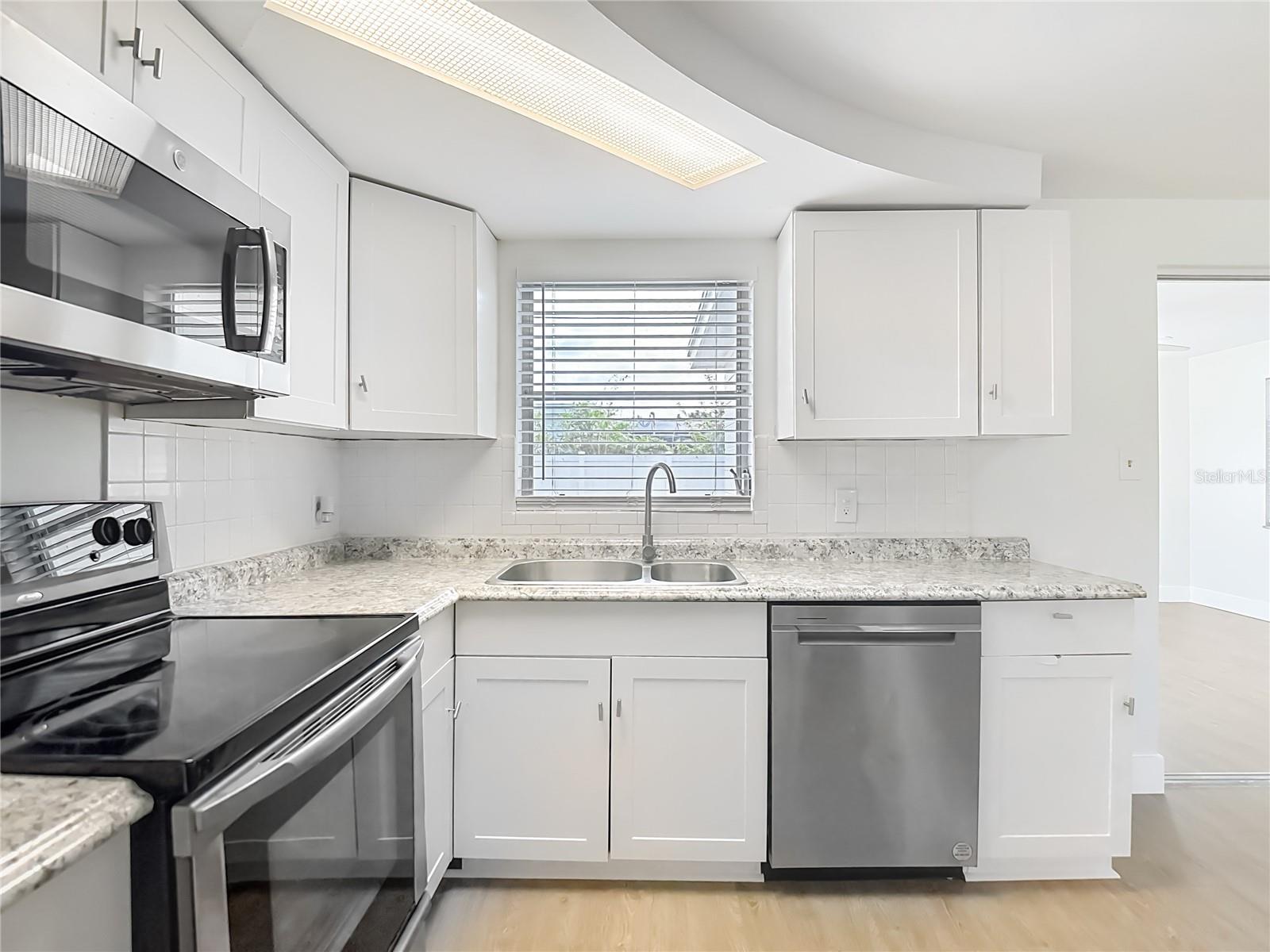 Image 18 of 54 For 3648 Bedford Street