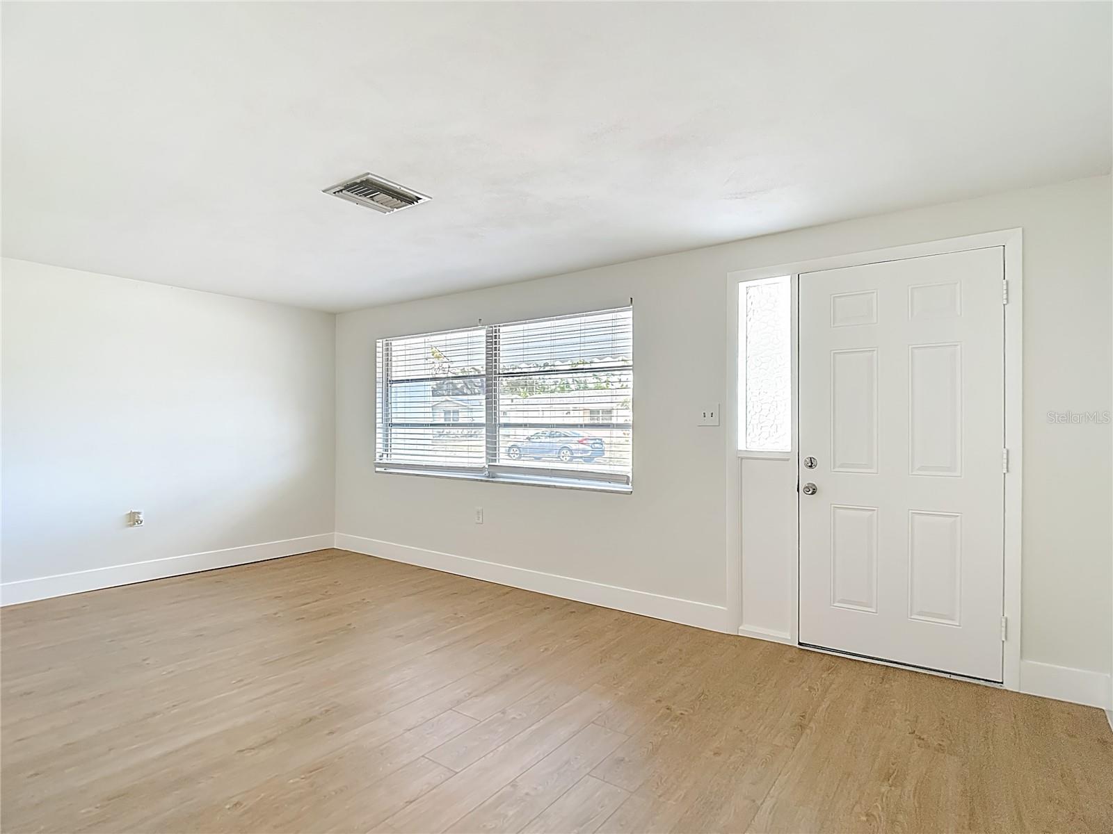 Image 6 of 54 For 3648 Bedford Street