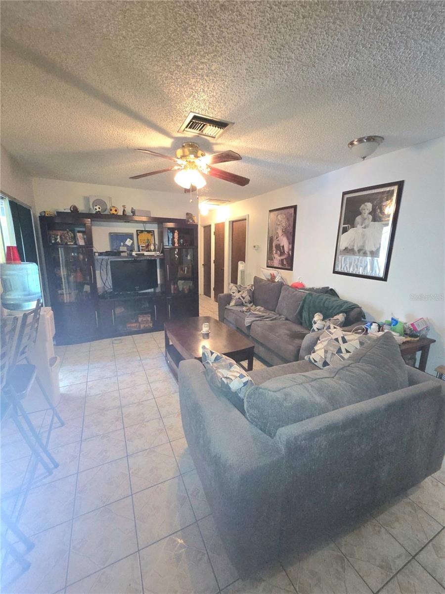 Image 25 of 44 For 11492 93rd Street