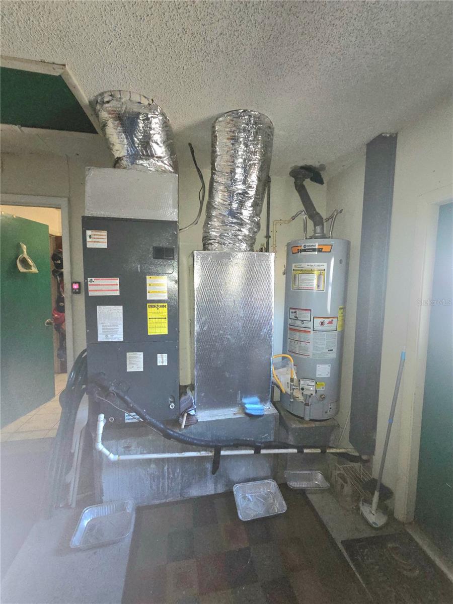 Image 29 of 44 For 11492 93rd Street