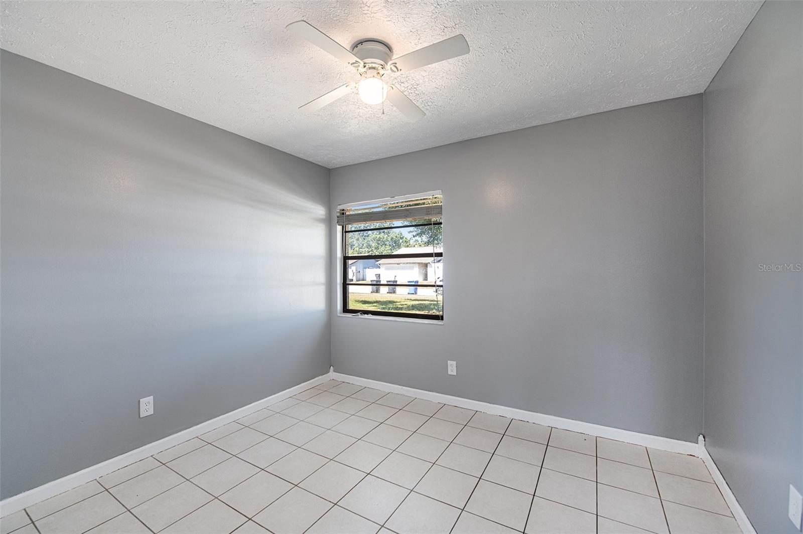 Image 21 of 36 For 5614 Tern Court