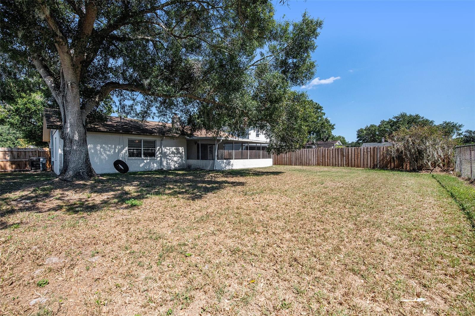 Image 30 of 36 For 5614 Tern Court