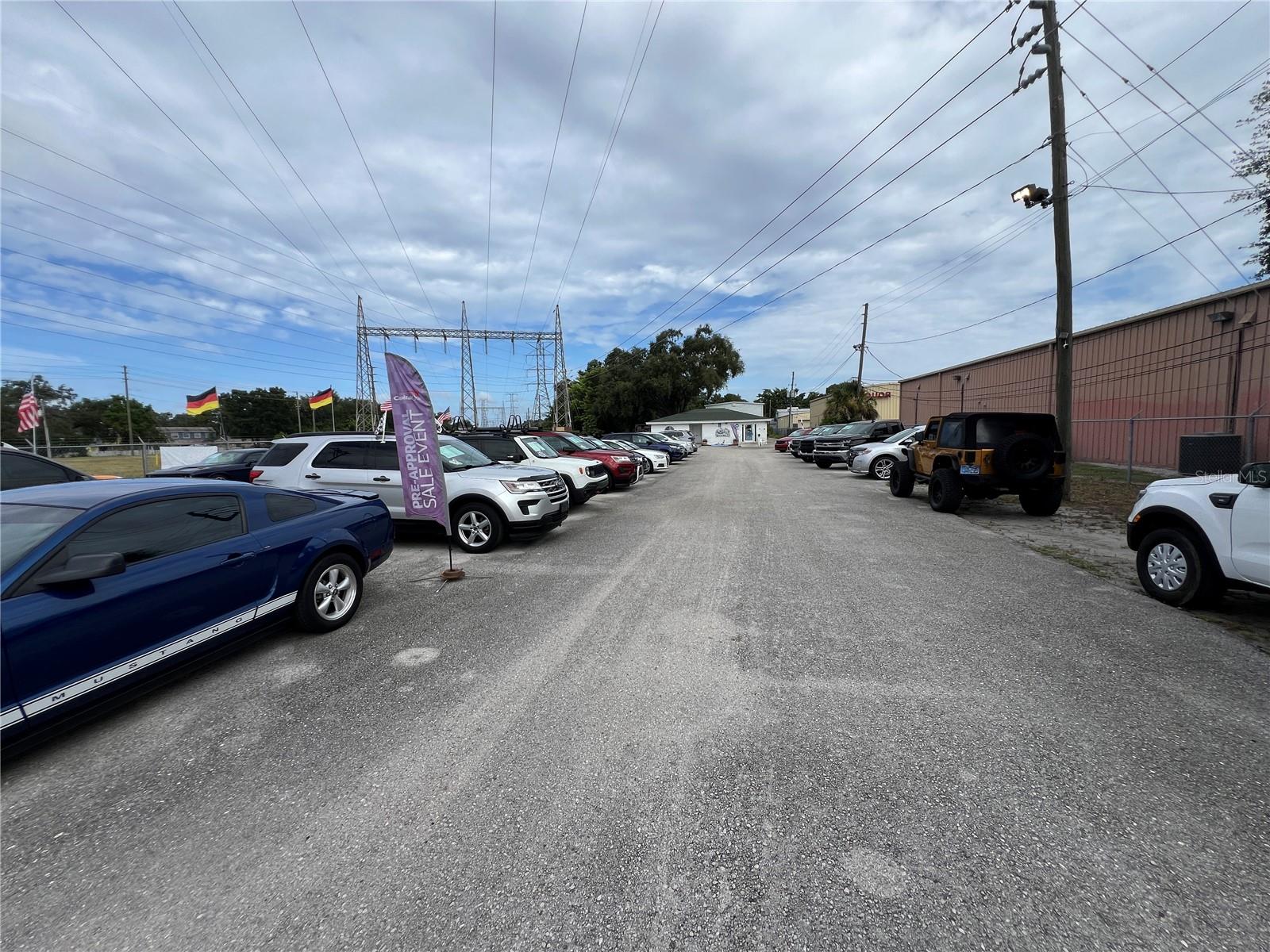 Image 3 of 28 For 2850 Roosevelt Boulevard