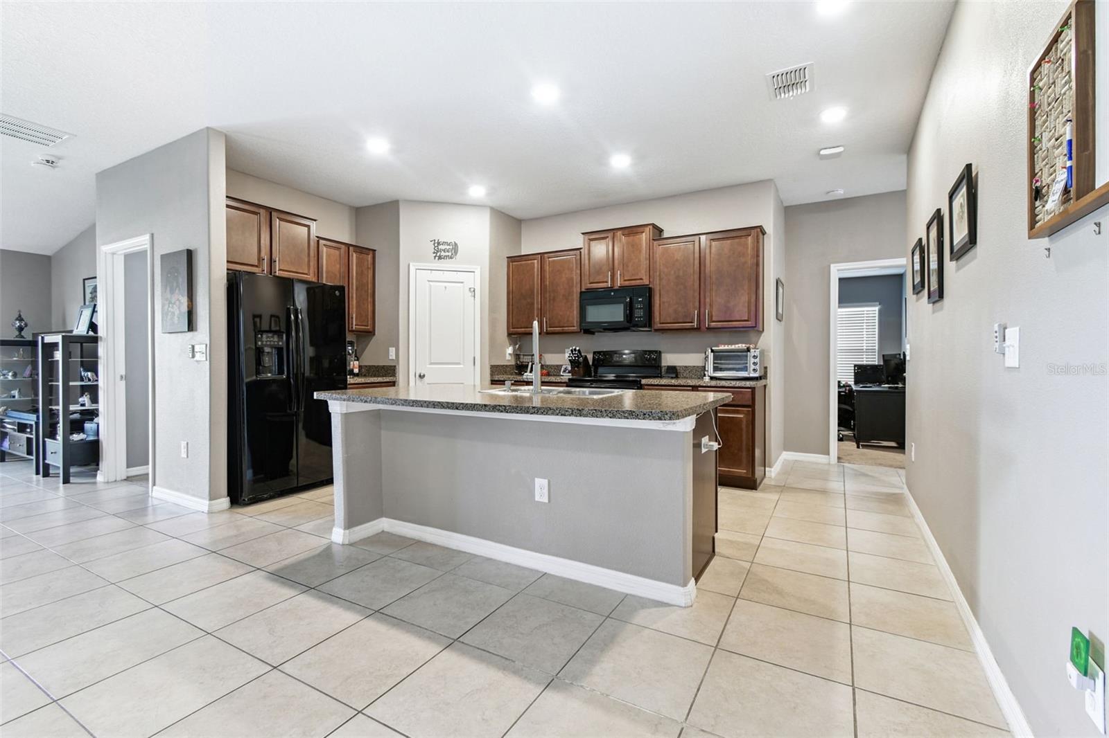 Image 10 of 46 For 10112 Rosemary Leaf Lane