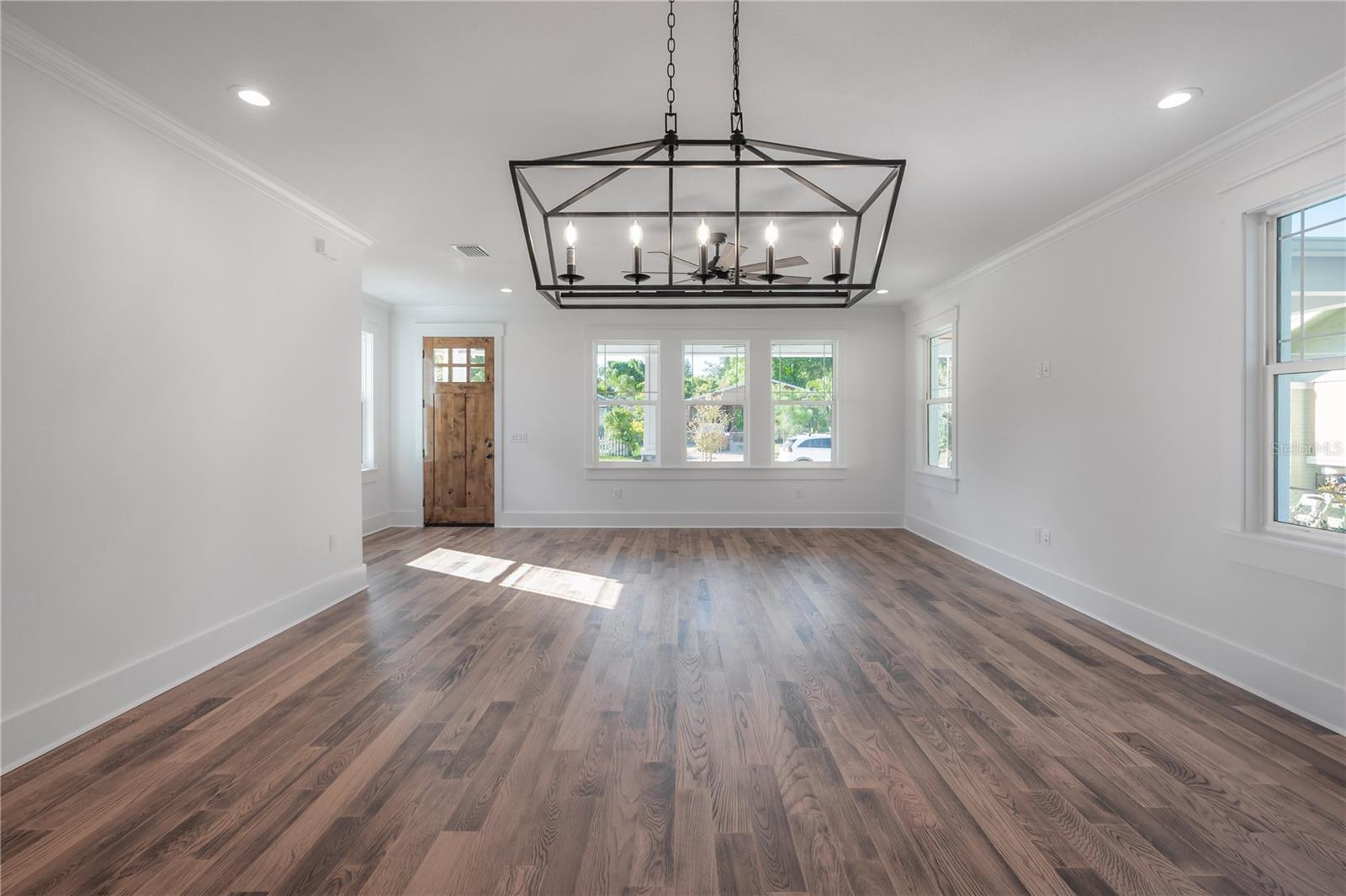 Image 17 of 47 For 810 Frierson Avenue