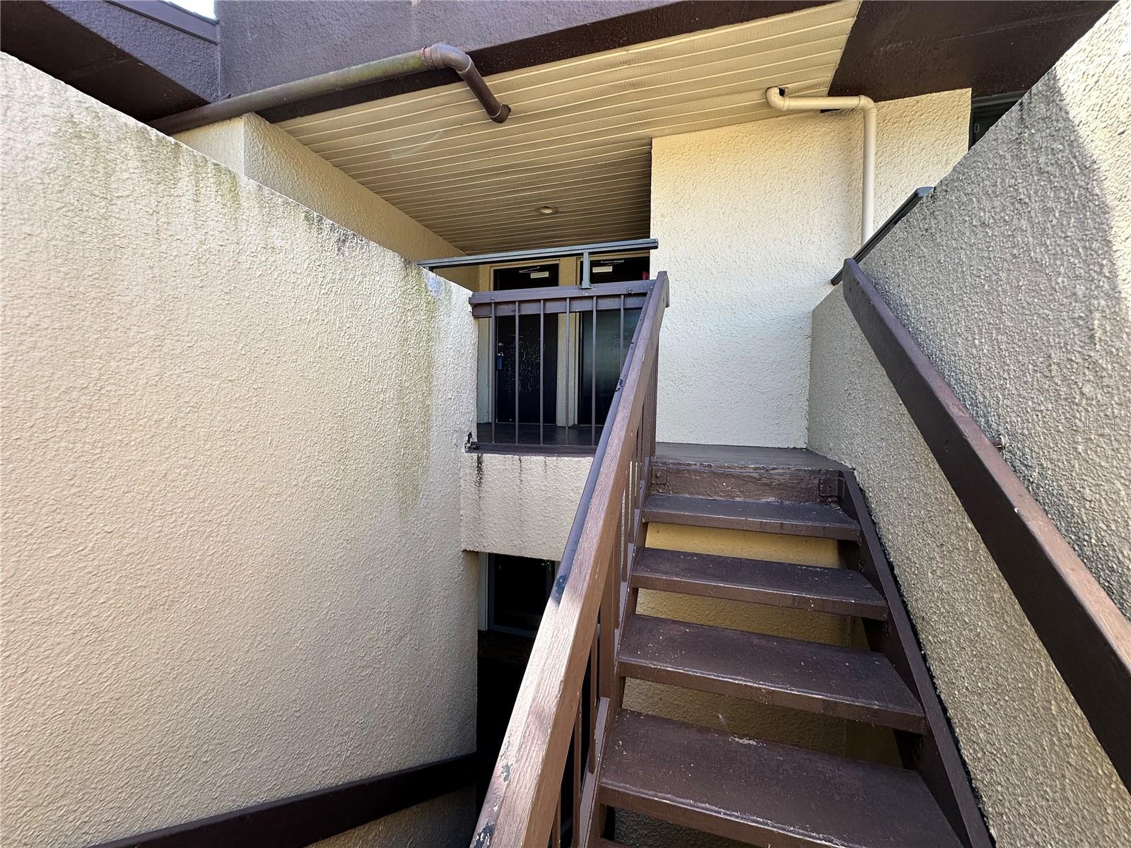 Image 3 of 39 For 860 Village Drive N 201