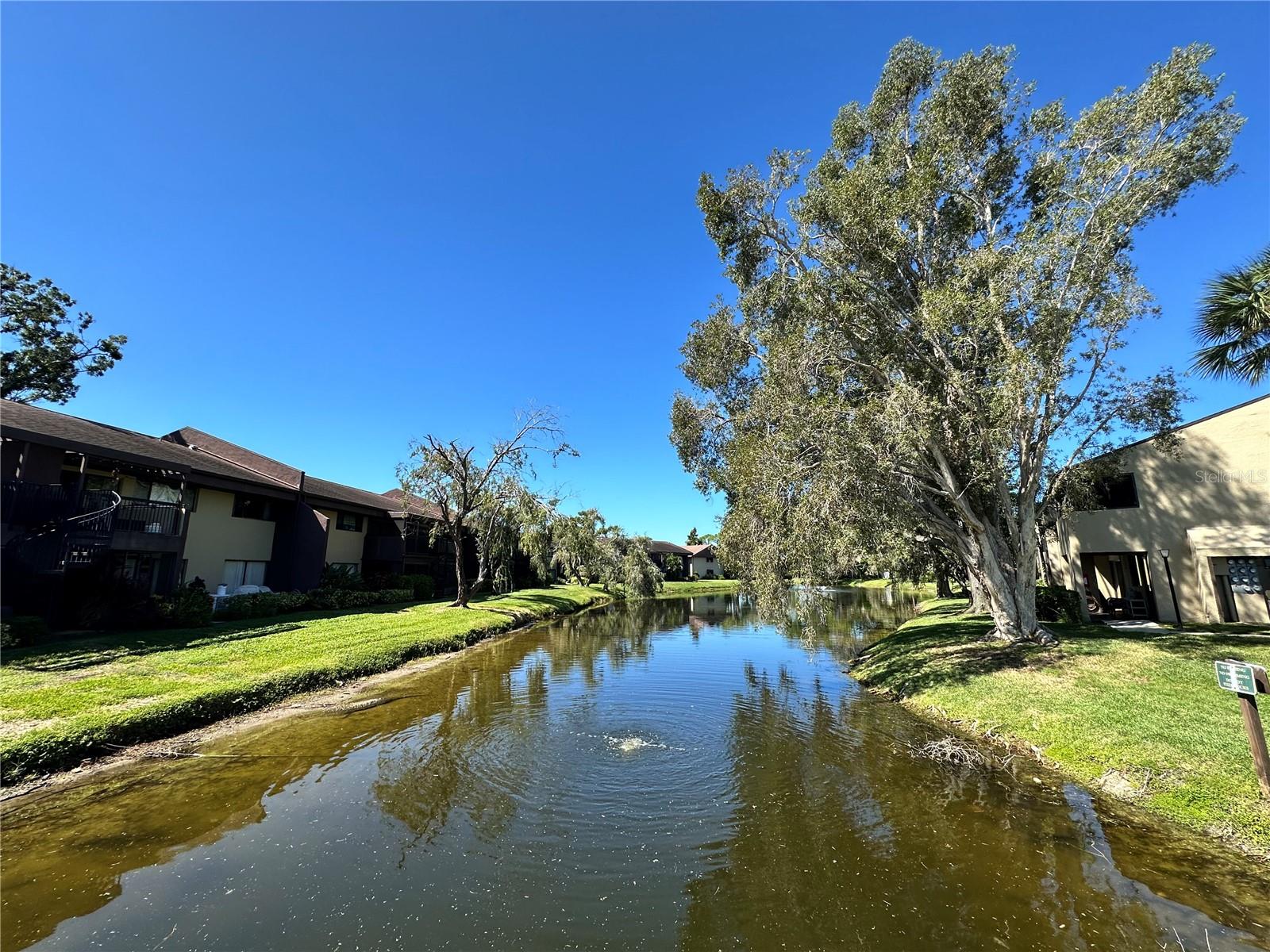 Image 35 of 39 For 860 Village Drive N 201