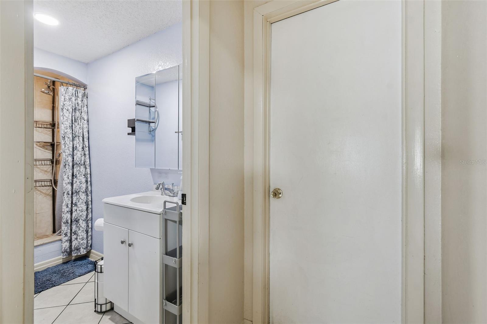 Listing photo id 19 for 12714 Mulberry Lane