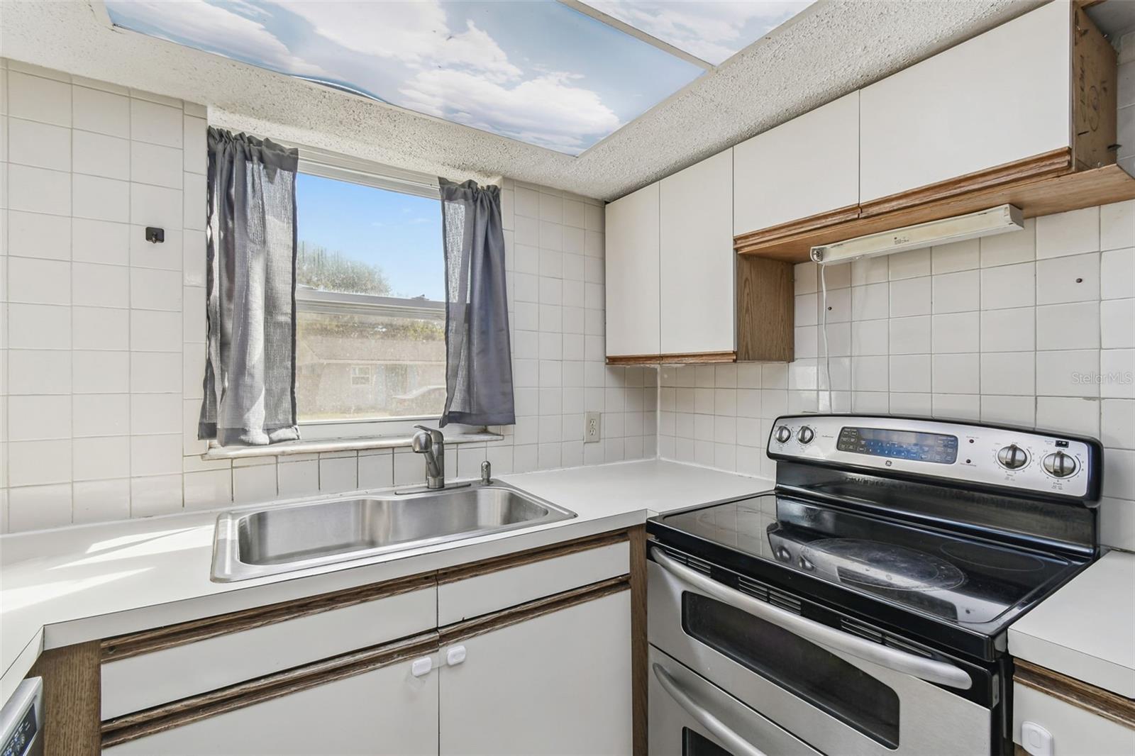 Listing photo id 25 for 12714 Mulberry Lane