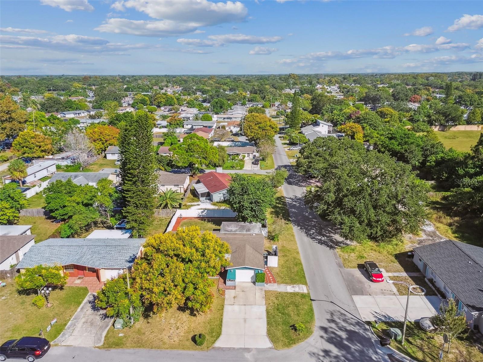 Listing photo id 57 for 12714 Mulberry Lane