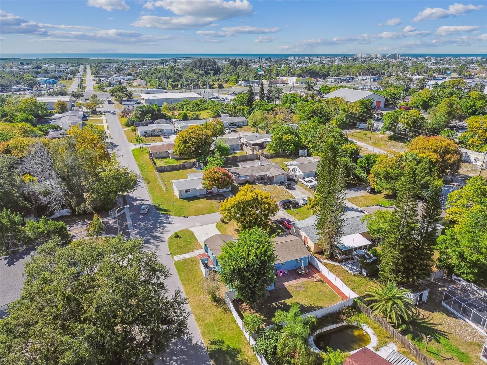 Listing photo id 61 for 12714 Mulberry Lane