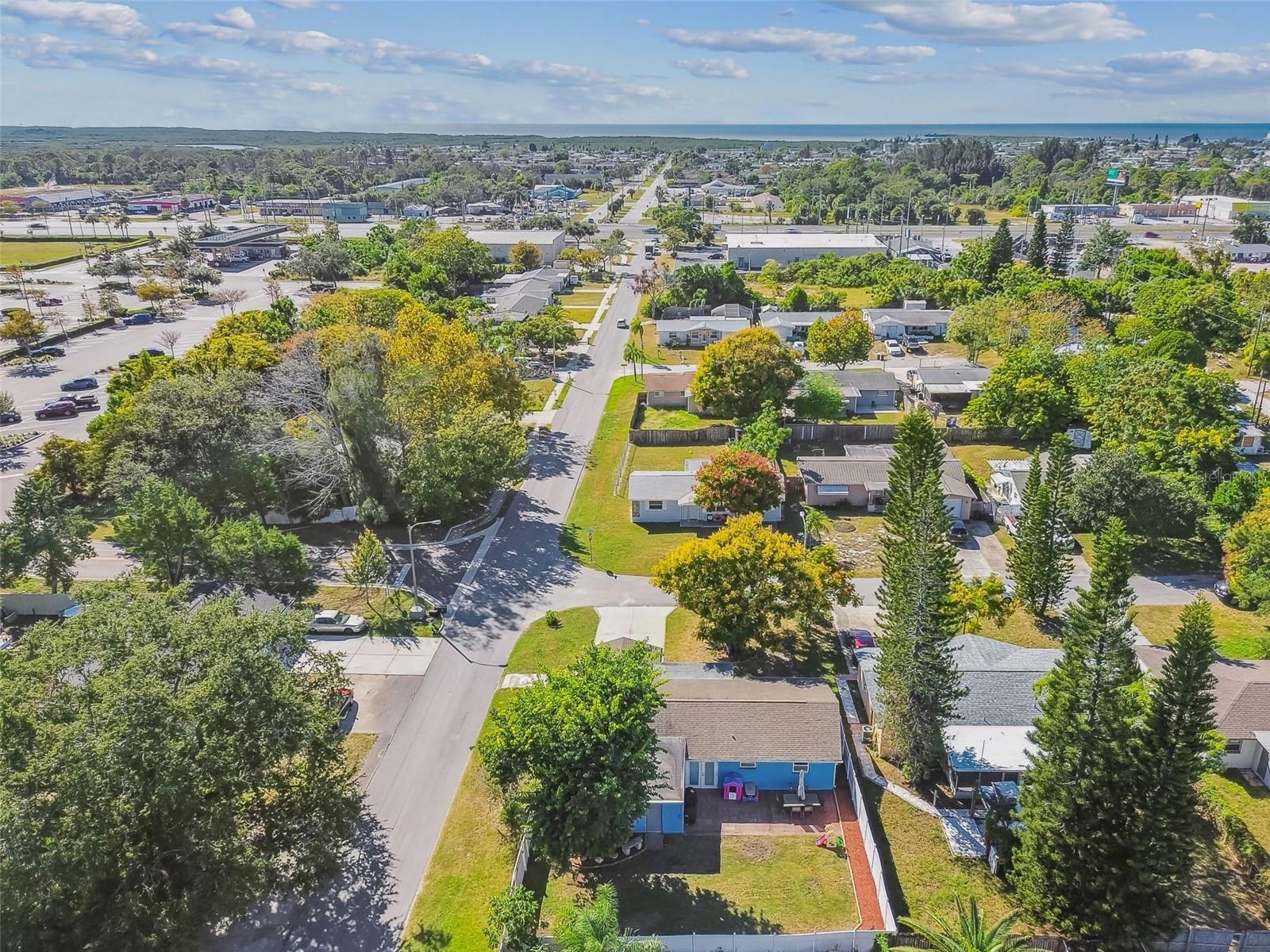 Listing photo id 62 for 12714 Mulberry Lane