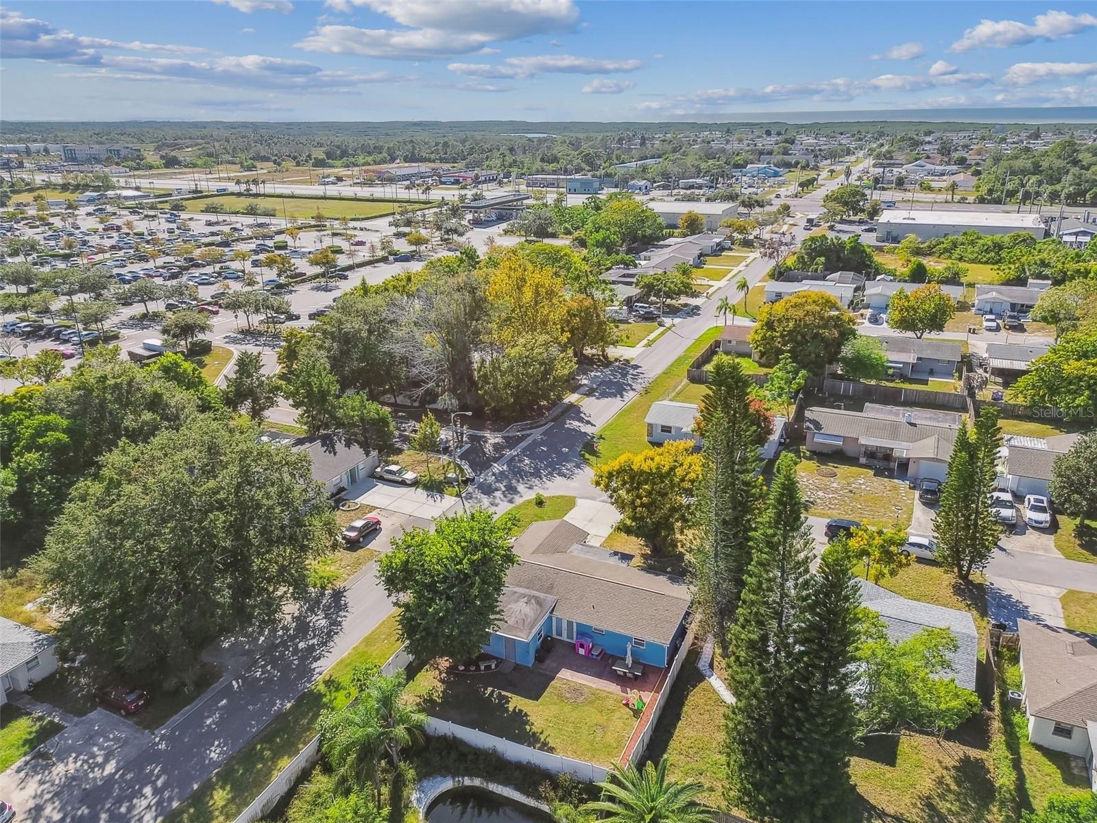 Listing photo id 63 for 12714 Mulberry Lane