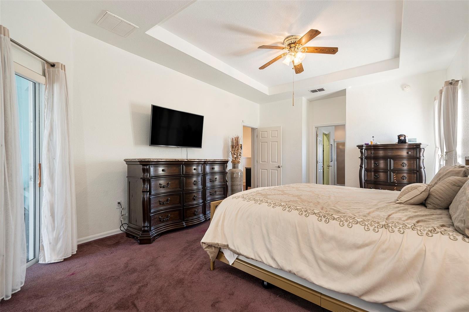 Image 21 of 46 For 14613 Brogan Castle Place