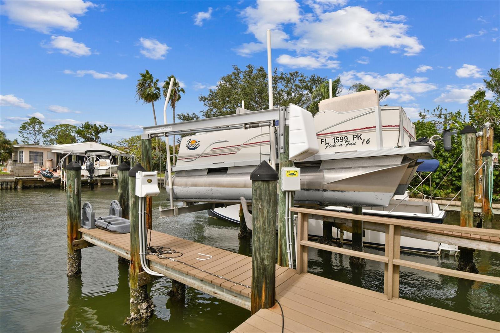 Image 20 of 53 For 17450 2nd Street E