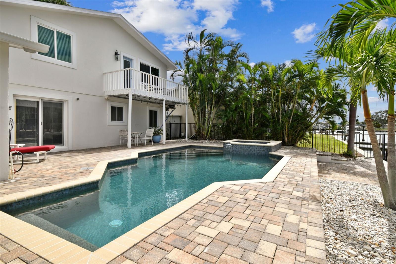 Image 21 of 53 For 17450 2nd Street E