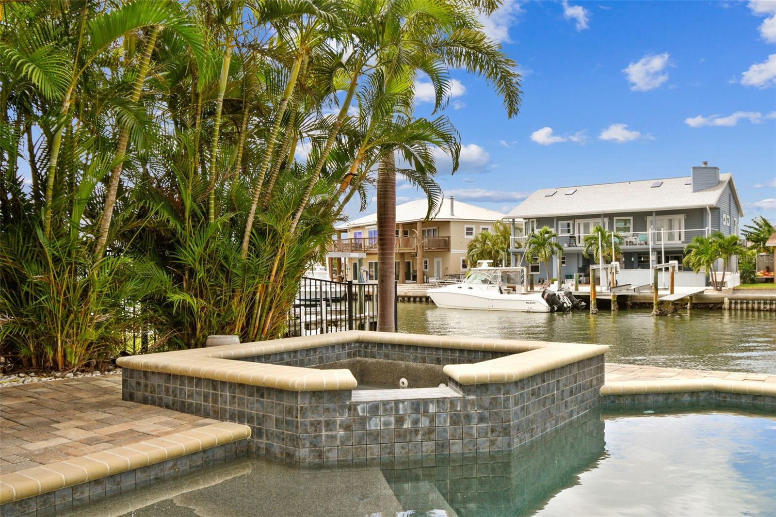 Image 23 of 53 For 17450 2nd Street E