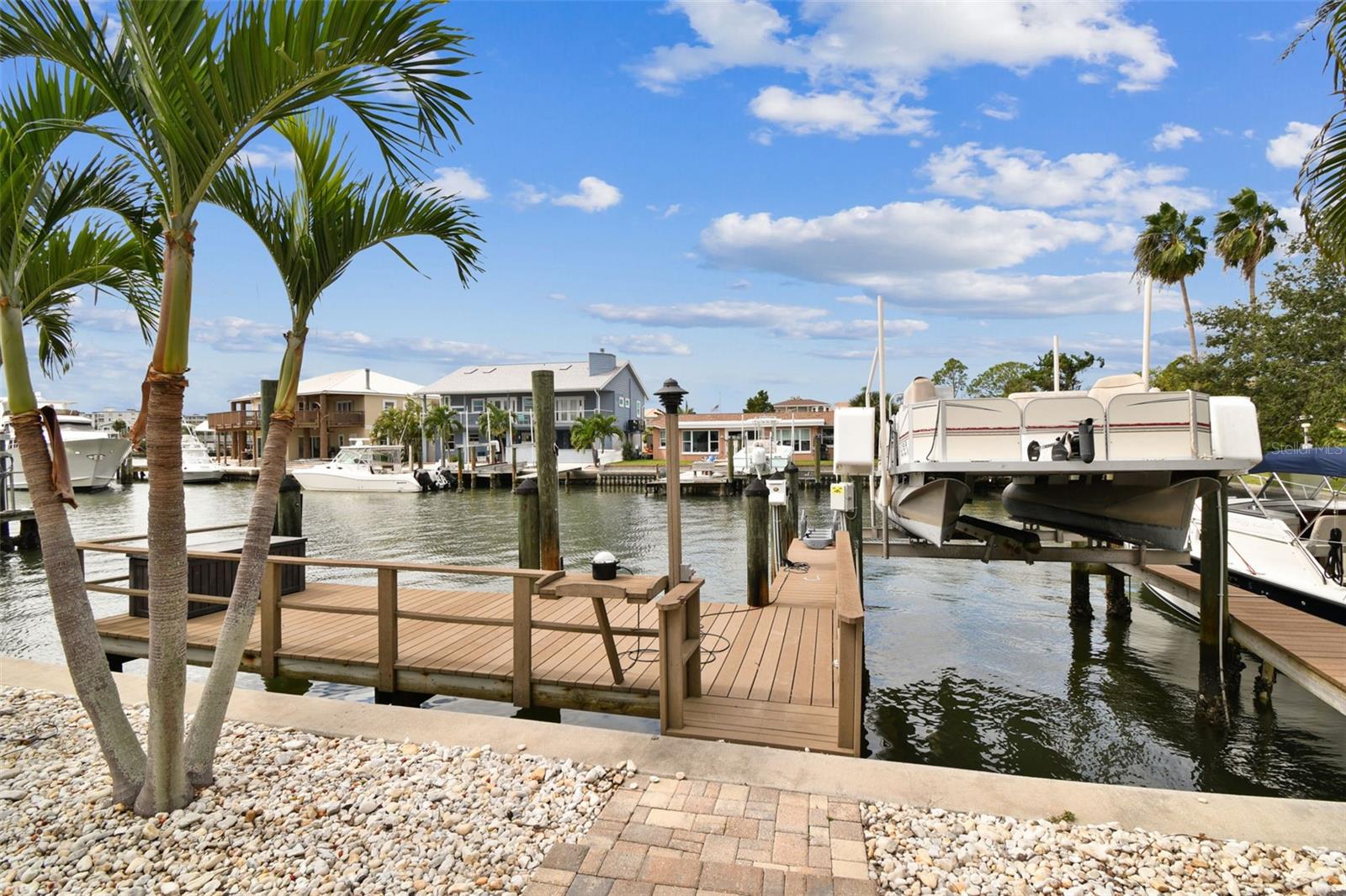 Image 4 of 53 For 17450 2nd Street E