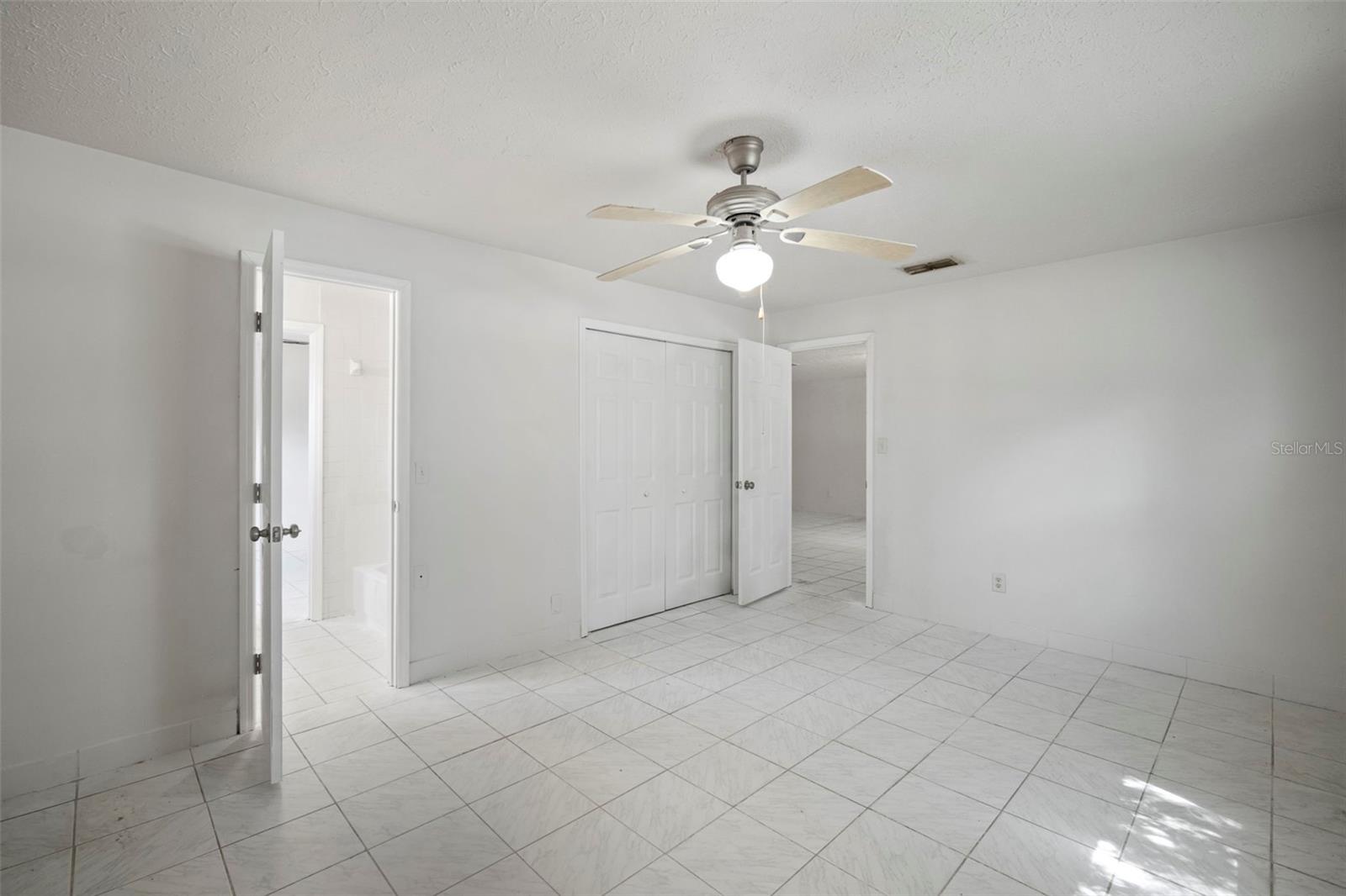 Image 10 of 53 For 4906 Idlewild Avenue