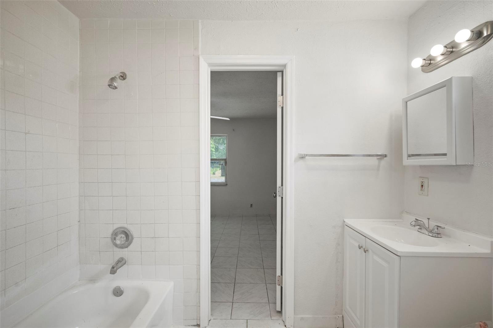 Image 13 of 53 For 4906 Idlewild Avenue