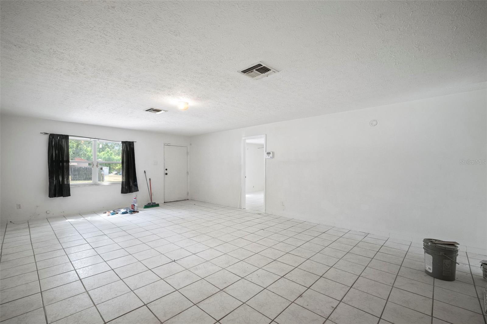 Image 2 of 53 For 4906 Idlewild Avenue