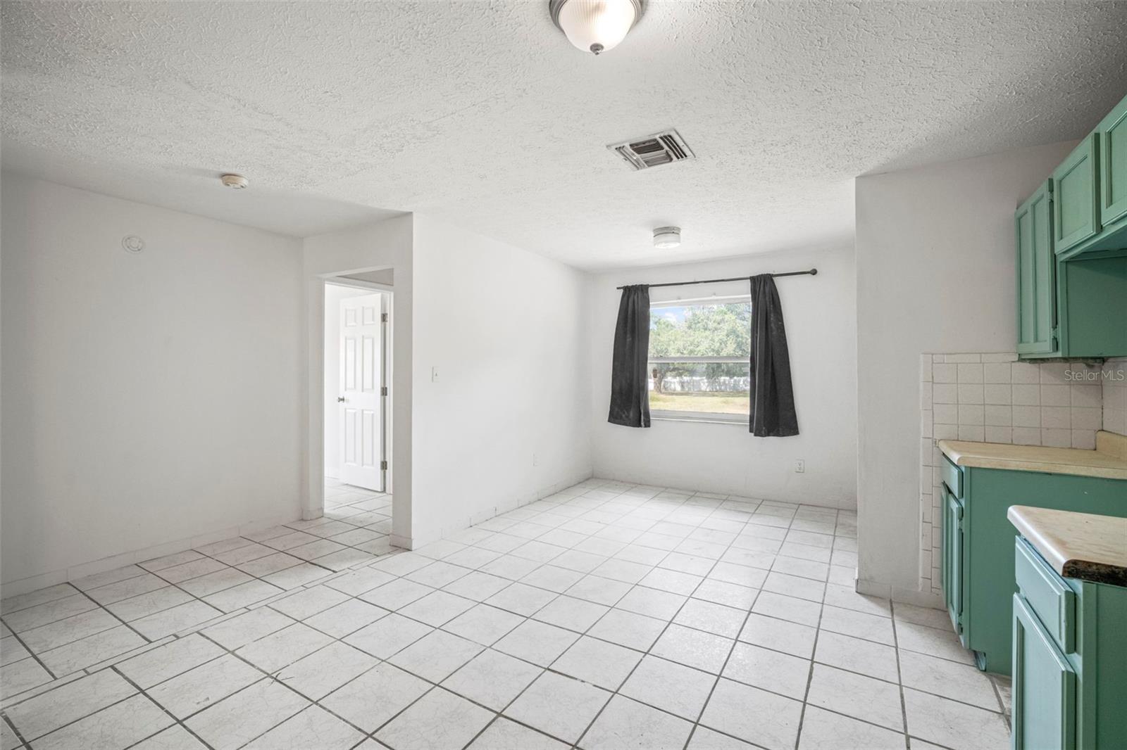 Image 21 of 53 For 4906 Idlewild Avenue