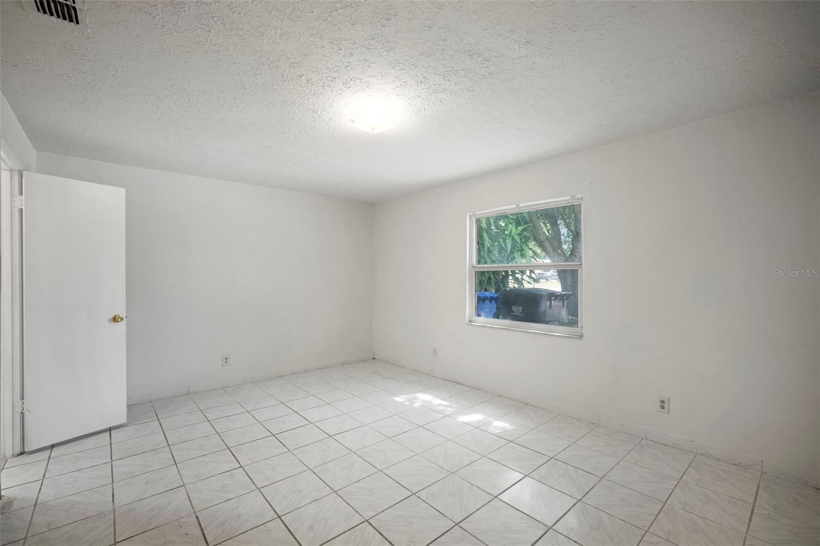Image 26 of 53 For 4906 Idlewild Avenue