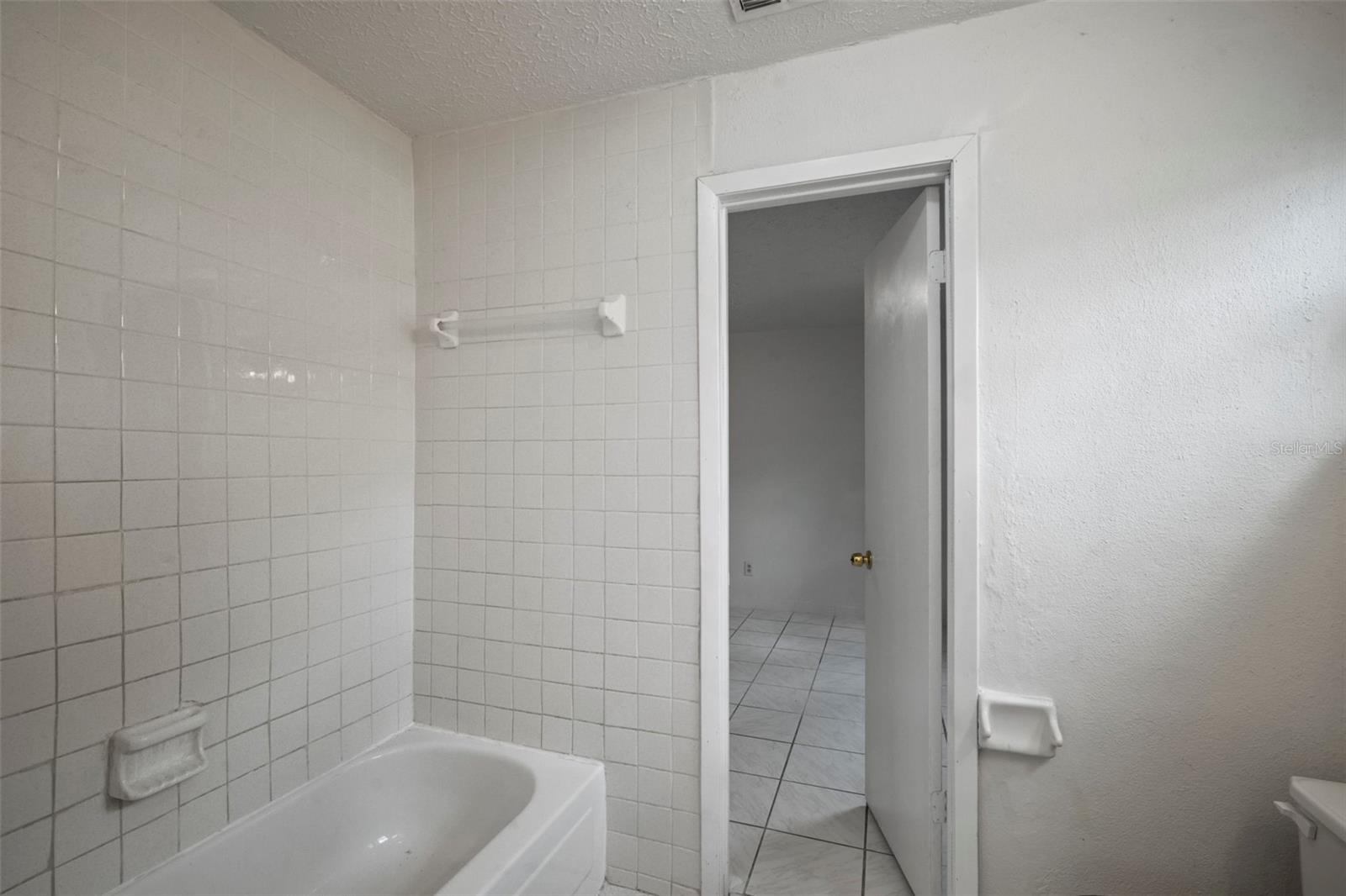 Image 29 of 53 For 4906 Idlewild Avenue