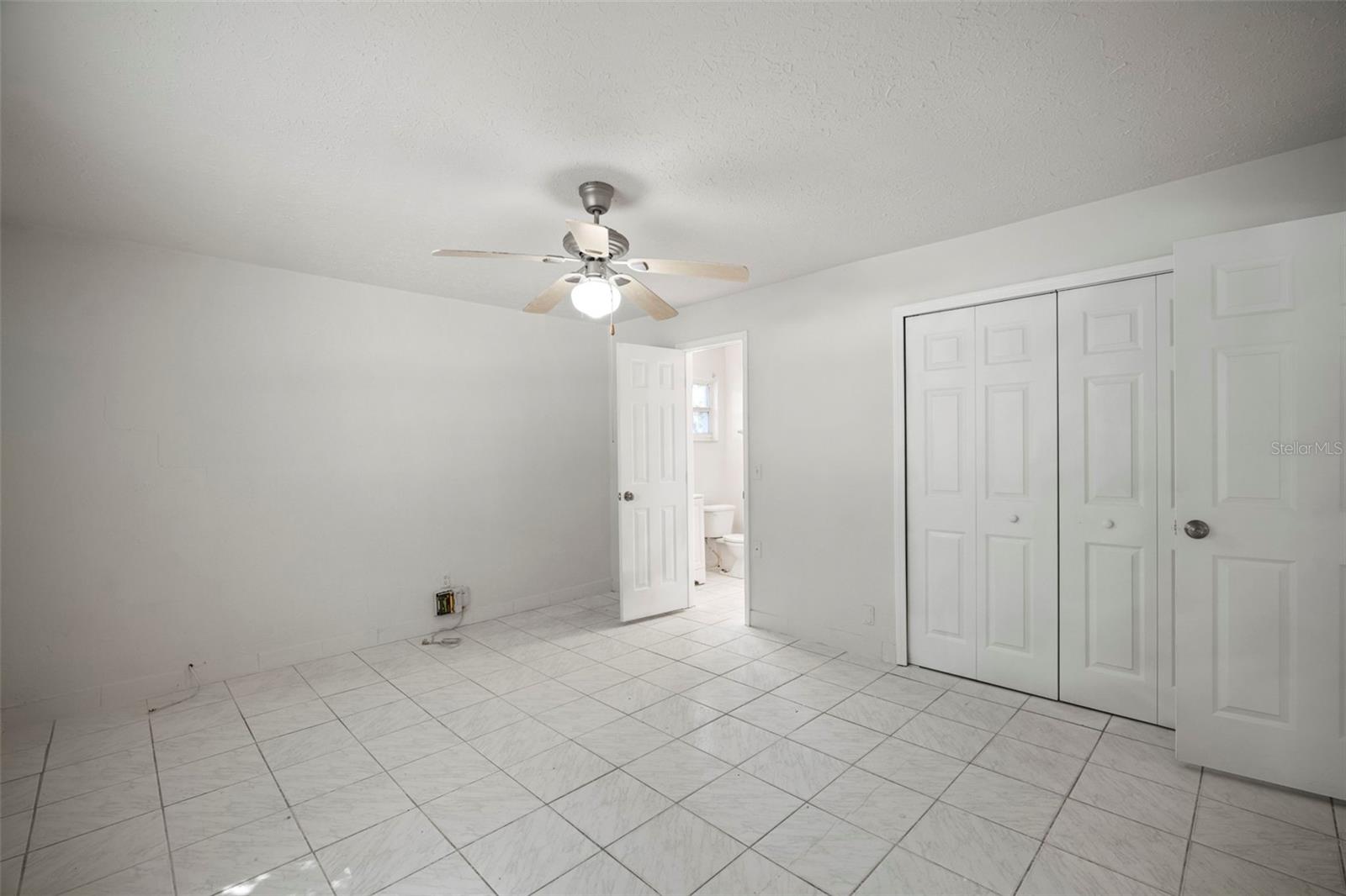 Image 9 of 53 For 4906 Idlewild Avenue